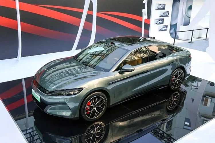 BYD Han L 2026 Ra Mắt: Giá Chỉ 725 Triệu