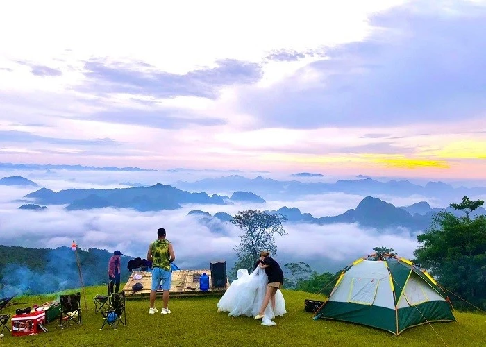 Đồi Hích: Hấp dẫn khách phượt săn mây và check-in