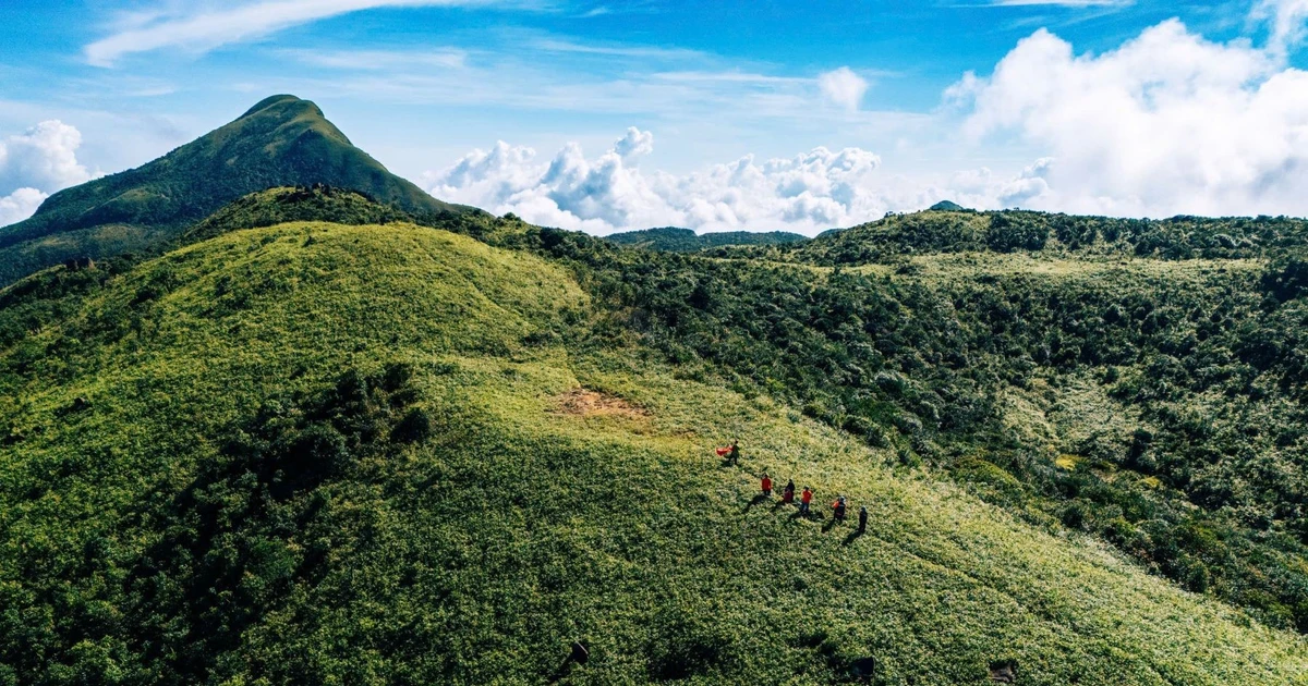 Khám Phá 'Thiên Đường Mây' Pa Thiên Voi Mẹp Quảng Trị
