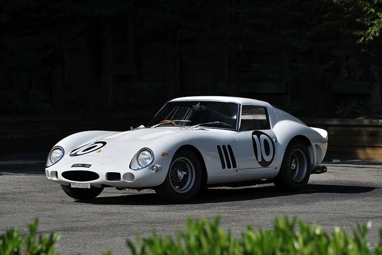 Siêu xe Ferrari 250 GTO 1962 giá 100 triệu USD