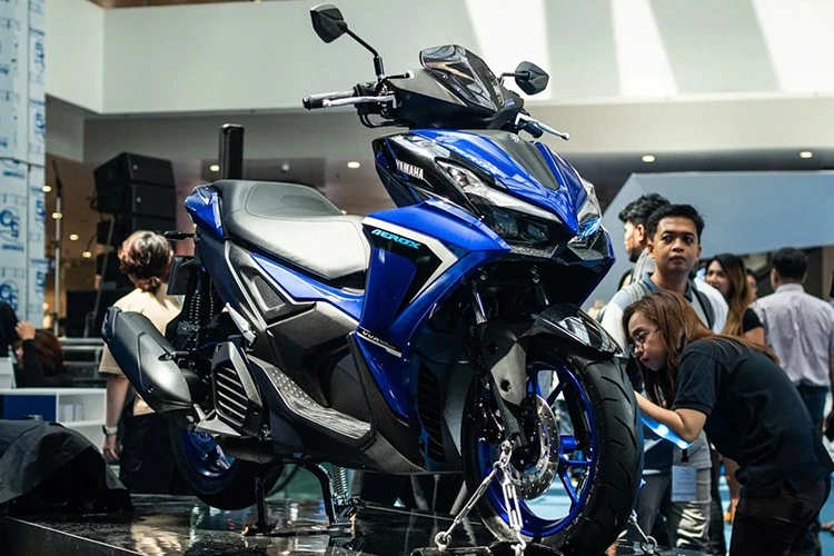 Chi tiết Yamaha Aerox 2025: Thiết kế mới, giá từ 71,3 triệu đồng